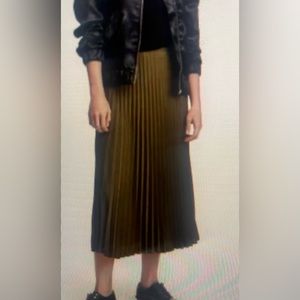 H&M Military Green Pleated Maxi Skirt
